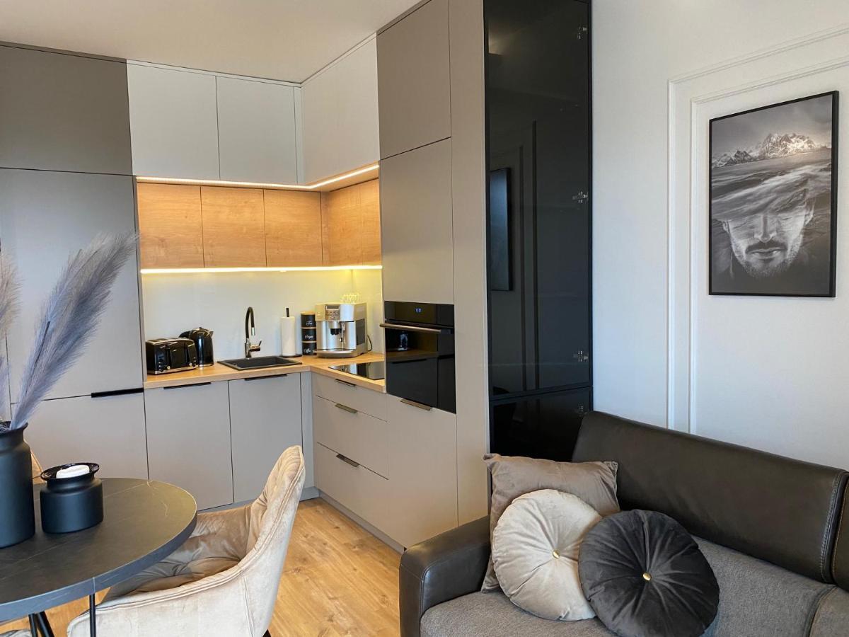 Family & Business Elegant Apartments Kadzielnia, Ul Zgody, Stadion Korona, Wdk -1 Bedroom, Terrace, Garage - New! Kielce Exteriér fotografie